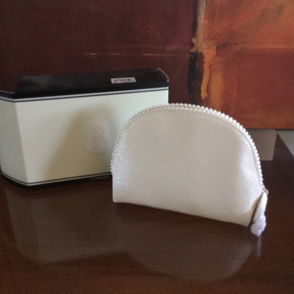 New MAC Sparkle Cosmetic Makeup Bag and Box